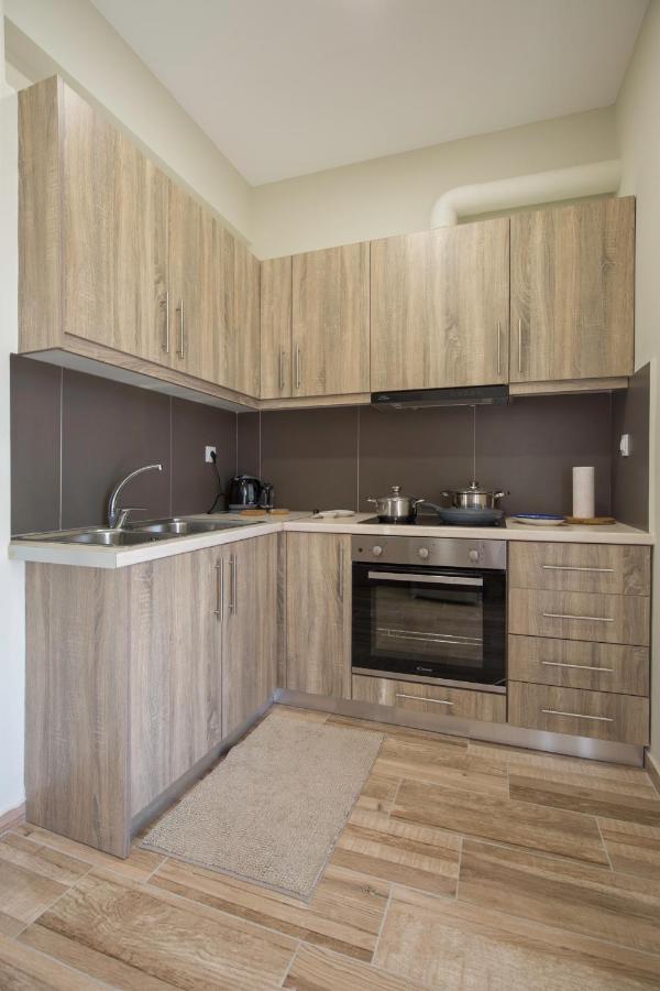 Cosy Apartment With Terrace Near Metro Station Aten Exteriör bild
