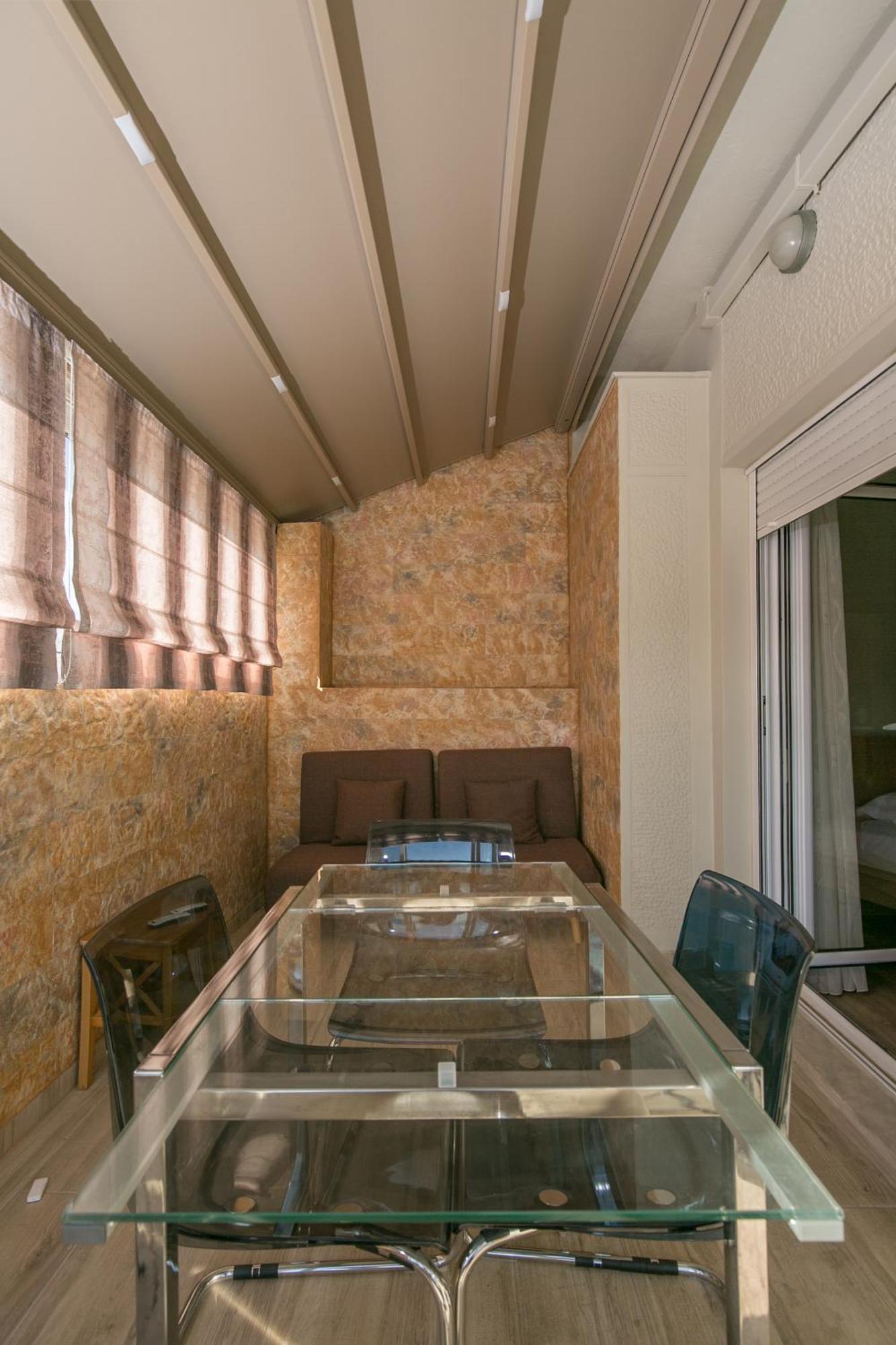 Cosy Apartment With Terrace Near Metro Station Aten Exteriör bild